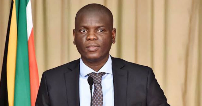 Primii sud-africani de etnie albă, beneficiari ai programului de refugiu inițiat de Donald Trump, aterrizează luni seara la Washington. 1 primii sud africani albi care zboara in sua in cadrul planului pentru refugiati al lui donald trump ajung luni seara la washington 682208c02050f