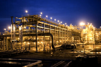 profitul aramco a scazut cu 46 in t1 pe fondul incertitudinilor de pe pietele de petrol 6821bc7769180