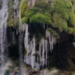 Cascada Bigăr își redeschide porțile: Puntea de acces a fost renovată, iar frumusețea sa poate fi admirată în orice sezon! 3 puntea de acces catre cascada bigar a fost refacuta locul poate fi vizitat acum in orice anotimp 681b4910f121f