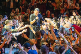 razboiul dintre bruce springsteen si trump continua cantaretul a lansat un album live cu critici la adresa presedintelui american 682e1af08ed69