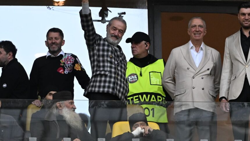 Gigi Becali își exprimă opinia după întoarcerea lui Darius Olaru: „Să vină altcineva în locul lui!” 1 reactia lui gigi becali dupa revenirea lui darius olaru altul in loc 6828e49f6e871