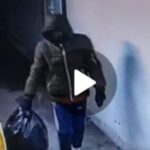 „Povestea neobișnuită a infractorului din Costinești: furt de sucuri și o motocoasă, cu o scuză surprinzătoare” 3 recidivistul cu sacul plin din costinesti a furat sucuri si o motocoasa apoi a dat vina pe o tigara dubioasa 682ba44ce6515