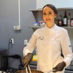 „Regina pastelor” a trăit 12 ani în Italia și are o dragoste profundă pentru automobile. Cum a fost experiența ei la prima cursă auto? 3 regina pastelor a petrecut 12 ani in italia si e pasionata de masini ce a simtit la prima competitie auto 6826f15380951