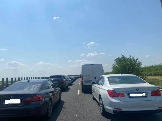 Trafic oprit timp de 8 ore pe A2, în apropiere de Fetești, pentru lucrări de reabilitare a asfaltului! 1 restrictii de circulatie timp de 8 ore pe a2 in zona fetesti pentru reparatii asfaltice 6821c833683d9