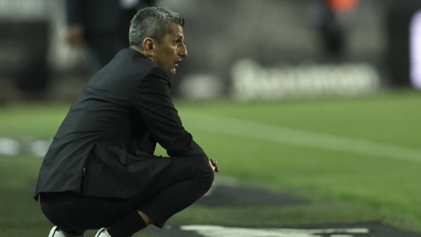 Răzvan Lucescu își încheie capitolul la PAOK! Mesajul emoționant după confruntarea cu AEK Atena 1 retragere de legenda la paok discursul sustinut de razvan lucescu dupa meciul cu aek atena 68210ecb4cafd