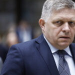Robert Fico a ales o cale ocolitoare spre Moscova, după ce țărilor baltice le-a interzis zborul său. 3 robert fico a plecat la moscova pe o ruta ocolitoare dupa ce statele baltice i au refuzat survolul 681ce6dd20a27
