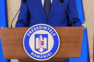 romanii isi aleg super presedintele va avea in mainile sale curtea constitutionala serviciile secrete si guvernul 6828cbe5eafbc