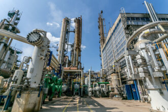 romgaz poate lua o decizie privind preluarea azomures anul acesta daca va fi pozitiva combinatul de ingrasaminte va fi alimentat si cu gaze offshore din neptun deep 68304095ee80c