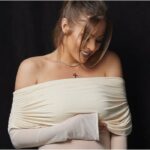 Roxana Nemeș va deveni mămică! Primele fotografii cu burtica de gravidă: „Cel mai minunat cadou de la divinitate” 2 roxana nemes e insarcinata primele imagini cu burtica de gravida cel mai frumos dar de la dumnezeu 681b31f668241