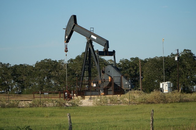 Prețurile petrolului în picaj accentuat, în contextul negocierilor nucleare dintre SUA și Iran 1 scadere puternica a preturilor petrolului pe fondul posibilului acord nuclear dintre sua si iran 6826d4beabfec