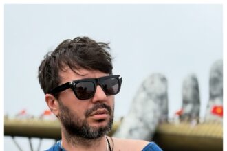 semifinalistul de la te cunosc de undeva si a facut o prietena atipica in vietnam oameni crescuti la oras se uitau la ea cu jind video exclusiv 682f32dcae096