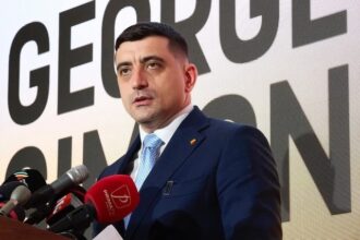 senator aur anunta planul fiscal dupa alegeri impozit 2 din cifra de afaceri pentru companiile mai mici de 5 milioane de euro impozit pe profit de 16 dar nu mai putin de 1 din cifra de afaceri pent 681b5856436c0