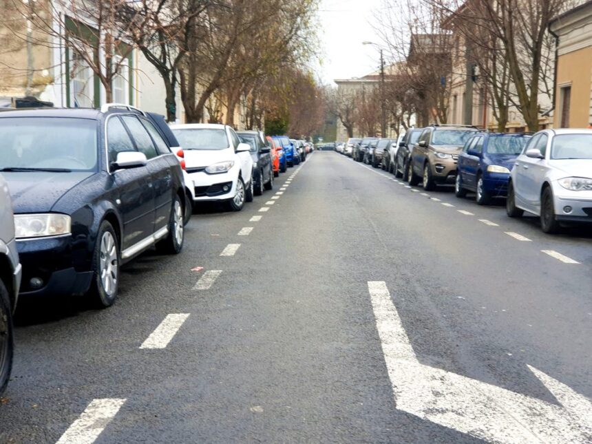 Recurs împotriva deciziei de anulare a taxei de 200 de lei din Constanța: „Nu dorim să deschidem uși pentru introducerea altor taxe asemănătoare“ 1 sentinta prin care a fost desfiintata taxa de 200 de lei din constanta atacata cu recurs nu vrem sa lasam portite pentru adoptarea altor taxe similare 682e7081f0f44