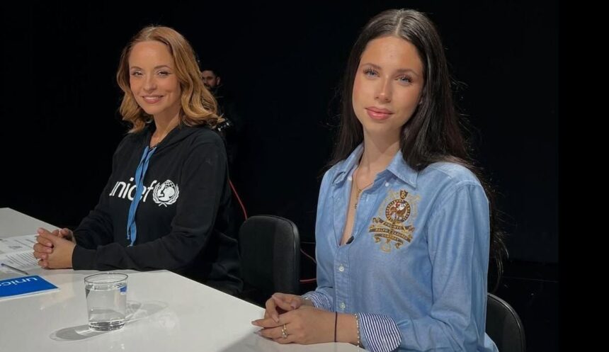 Înțelepciunea Andreei Marin pentru fiica sa Violeta, după ce a aflat că s-a îndrăgostit la 16 ani: „Să învețe din aceste experiențe” 1 sfatul pe care andreea marin i l a dat fiicei ei violeta cand a aflat ca tanara si a facut iubit la 16 ani sa vada aceste lucruri 6822fd4f4272b
