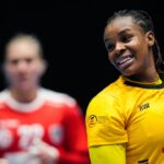 Stelvia Pascoal își unește forțele cu Rapid! Un CV promițător care inspiră optimism în Giulești 2 stelvia pascoal a semnat cu rapid cv ul care da mari sperante clubului din giulesti 6824c25c5c12d