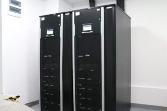 synotech va livra sts echipamente tehnologice pentru amenajarea unui centru de date contractul se apropie de 90 milioane lei 681aea59b2d55