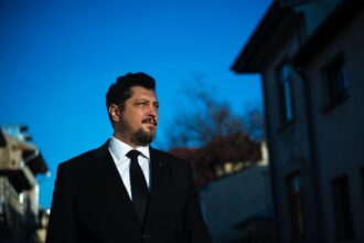 tarziu miza lui nicusor dan este de a impune decizii nepopulare si chiar contrare interesului national voi relua discutiile pentru constituirea unui pol conservator am aceasta viziune 682cb5ad623d3