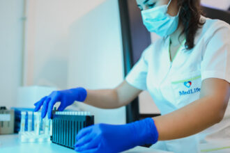 tehnologiile de secventiere genetica la medlife imbunatatirea tratamentelor personalizate si cresterea sanselor de vindecare 68358c1838395