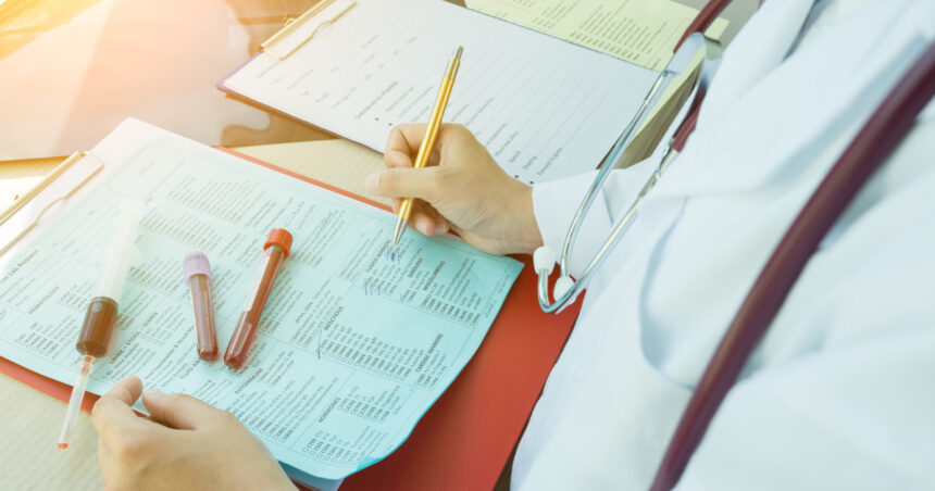 Terapia CAR-T: O soluție revoluționară pentru diverse tipuri de cancer, acum accesibilă și în România. Specialist: „Beneficiem de recomandări precise” 1 terapia car t tratament inovator impotriva mai multor tipuri de cancer disponibil si in romania medic avem indicatii clare 68315500b12d5