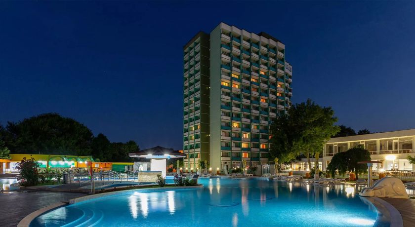 THR a încheiat o afacere impresionantă! Complexul turistic Balada din Saturn s-a vândut pentru o sumă ce depășește 6 milioane de euro! 1 thr a finalizat o tranzactie colosala complexul turistic balada din saturn a fost vandut cu peste 6 milioane de euro 681cf10244944