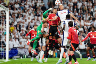 tottenham a castigat trofeul europa league dupa ce a invins manchester united in ultimul act al competitiei 6834b2cd889ed