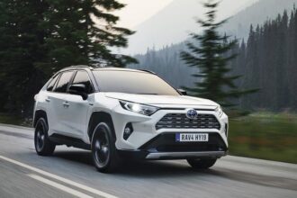 toyota a incheiat anul fiscal cu o scadere neasteptata a profitului din cauza discounturilor aplicate si cresterii comisioanelor 681ce6b1d1d1d