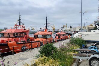 trei nave ale arsvom relocate in portul mangalia pentru verificari periodice 68333c6f4bb61