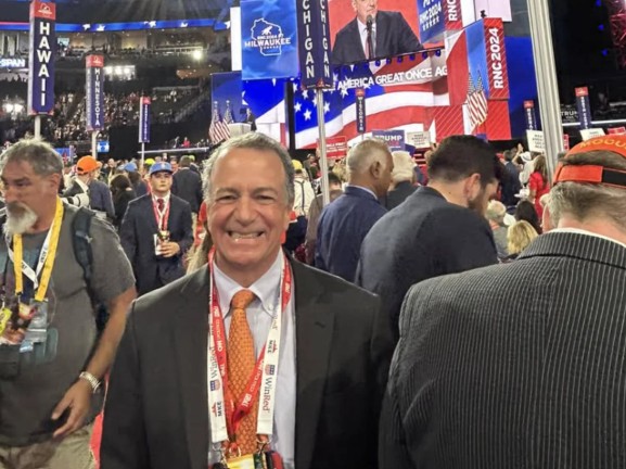 Trump îl desemnează pe Darryl Nirenberg ambasador în România: „Un apărător dedicat al viziunii mele America First” 1 trump a numit ambasador in romania darryl nirenberg este un sustinator neobosit al agendei mele america first 682d8c6228737