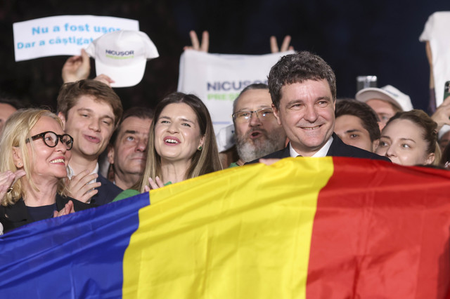 Nicușor Dan - Președintele României cu o minte strălucită! 1 ultima ora nicusor dan matematic presedintele romaniei 682a4e661e861
