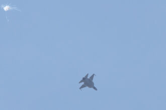 un avion militar de antrenament s a prabusit in egipt toti membrii echipajului au murit 682b7825cb869