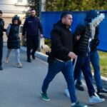 Între capcane și rușine: Povestea unui cuplu care a șantajat 20 de victime să se dezvăluie în fața camerei, contestând sancțiunile primite. 3 un barbat si o femeie care au santajat peste 20 de persoane pe care le a determinat sa apara dezbracate in fata camerei nemultumiti de pedepsele primite 681d4a343a422