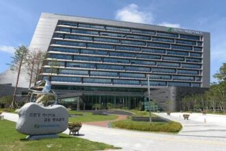 un tribunal din cehia blocheaza in al 12 lea ceas un contract de 18 miliarde de dolari pentru construirea unei centrale nucleare de catre coreenii de la khnp care colaboreaza si cu nuclearelectrica 681ae63f51069