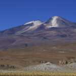 Un „vulcan dormitor” cu o istorie de 250.000 de ani dă semne neobișnuite. Oare se pregătește să revină la viață? 3 un vulcan zombi care nu a mai erupt de 250 000 de ani are o activitate ciudata cercetatorii se intreaba daca s ar putea trezi 68286b0deb9bd