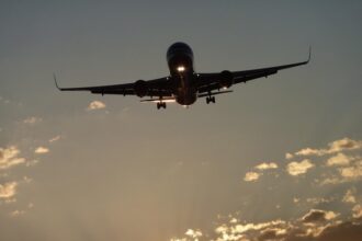 uniunea europeana se gandeste sa impuna tarife la avioanele boeing ca masura de represalii 681b5136e6e42