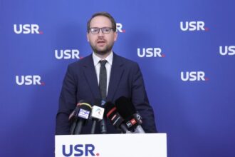 usr i a spus lui nicusor dan ca vrea taierea ajutoarelor sociale fritz statul este prea gras trebuie pus la regim video 6839c89871ccd