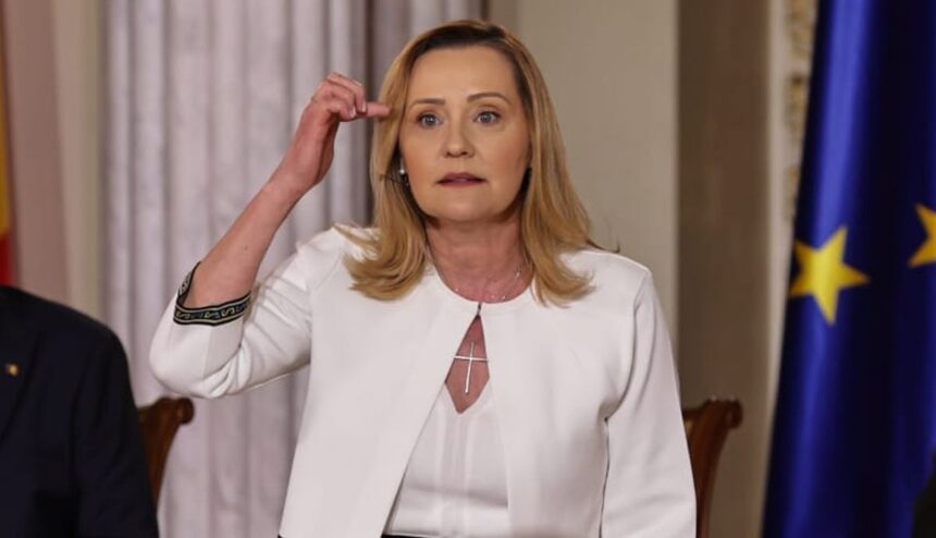 O stară de la PRO TV care a avut grijă de Elena Lasconi în trecut: „Am petrecut o lună în spital, i-am adus mâncare și am ajutat-o” 1 vedeta pro tv care i a dat elenei lasconi sa manance in trecut a ingrijit o si a spalat o am stat o luna in spital 6814bc52e7acf