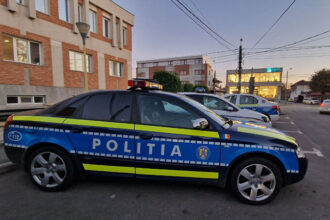 video accident in zona dacia din constanta se cauta unul dintre soferi va rog daca ma puteti ajuta m a lovit si a plecat mai departe 68282ae8a362d
