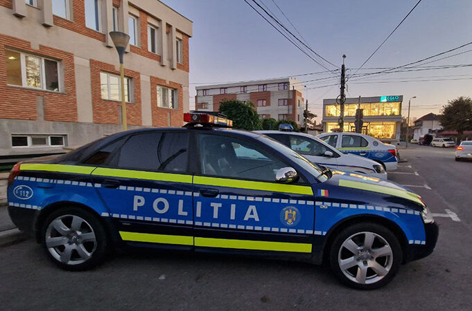 Coliziune în zona Dacia, Constanța: Un șofer a fugit de la locul incidentului, ajutați-mă să-l găsesc! 1 video accident in zona dacia din constanta se cauta unul dintre soferi va rog daca ma puteti ajuta m a lovit si a plecat mai departe 68282ae8a362d