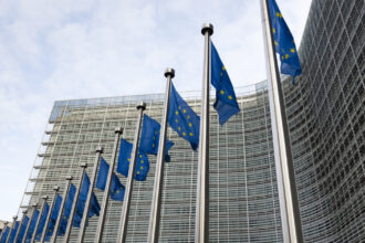video avertismentul lui bolos comisia europeana ar putea sa nu fie de acord cu taierea cheltuielilor ca solutie pentru reducerea deficitului 6839bc57dbd31