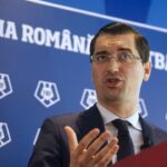Burleanu îi sărbătorește pe cei doi reprezentanți de la FCSB după triumful în campionat! 3 video burleanu a numit cei doi oameni de la fcsb pe care i a felicitat dupa titlul cucerit 68333869eb8f2