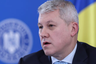video catalin predoiu numit premier interimar de catre ilie bolojan 6819be01ef4ac