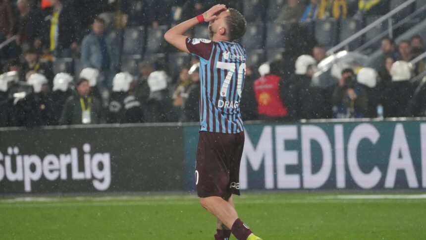 Cât timp a petrecut Denis Drăguș pe teren în marea finală a Cupei Turciei, Trabzonspor - Galatasaray? 1 video cate minute a jucat denis dragus in finala cupei turciei trabzonspor galatasaray 68257d9a4c716