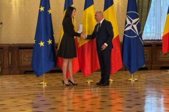 video cristina neagu o noua reactie dupa ce a fost decorata de ilie bolojan presedintele interimar al romaniei 682311ef4457a