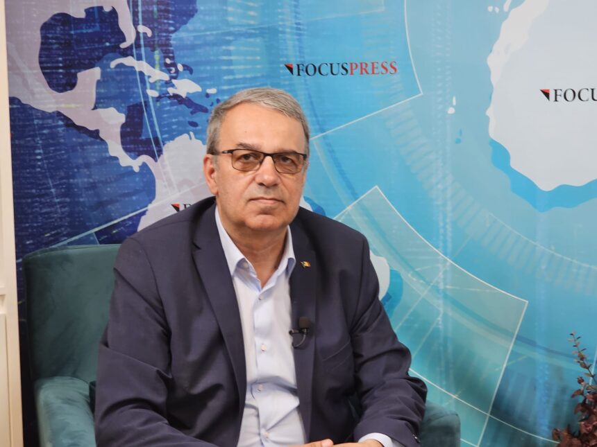 "De ce a trecut cu vederea primarul Vergil Chițac pe Nicușor Dan în timpul campaniei electorale?" 1 video de ce l a ignorat primarul vergil chitac pe nicusor dan in campania electorala 6838eae6a5049