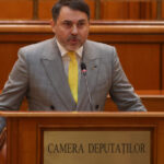 „Declarație controversată a unui deputat AUR referitoare la femeile din sectorul public: „Cunoaștem foarte bine cum au obținut anumite poziții”” 3 video derapaj al unui deputat aur despre femeile care lucreaza la stat stim foarte bine cum au ajuns in anumite fotolii 6824537160c8f
