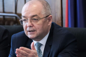 video emil boc astazi practic avem un referendum pentru mentinerea romaniei in ue sau pentru iesirea romaniei din ue 6829a0e3cd20e