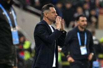 video exclusiv gestul facut de fanii fcsb fata de mirel radoi in timpul meciului de pe arena nationala 6828de12f0a12