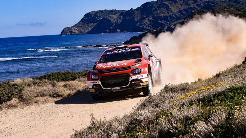 Raliul Sardiniei 2025: Mașinile ating înălțimi de 40 de metri! Urmărește aventurile WRC pe VOYO! 1 video exclusiv raliul sardiniei 2025 aici masinile zboara pana la 40 de metri wrc e live exclusiv pe voyo 682184b266ca3