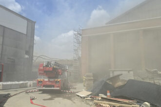 video incendiu la o structura din sectorul 3 al capitalei lipita de hala laminor mesaj ro alert din cauza degajarilor de fum 682b15277348f
