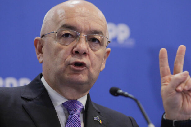 video mesajul lui emil boc inainte de alegeri am decolat spre bruxelles aveti grija sa nu aterizam la moscova 6825c5f293f7a